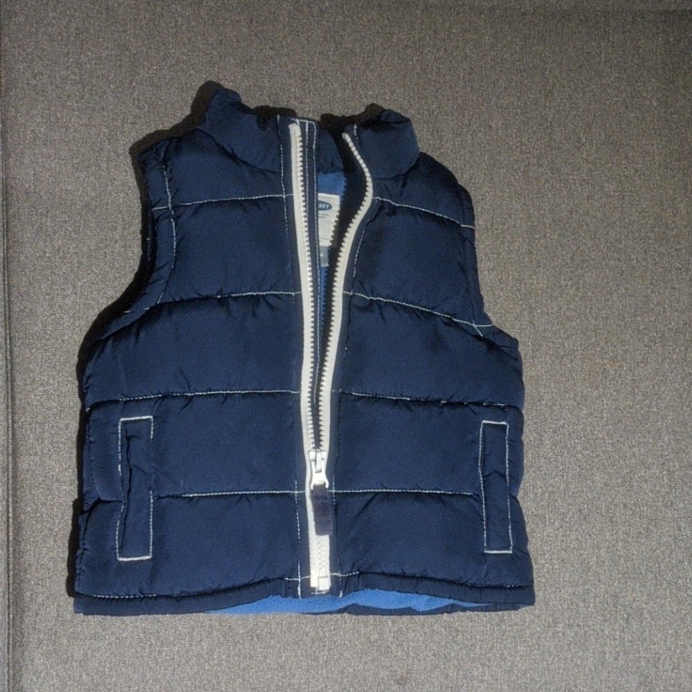 Old Navy Vest Toddler (18-24 Months)